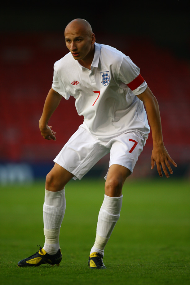 Jonjo Shelvey in action for England.